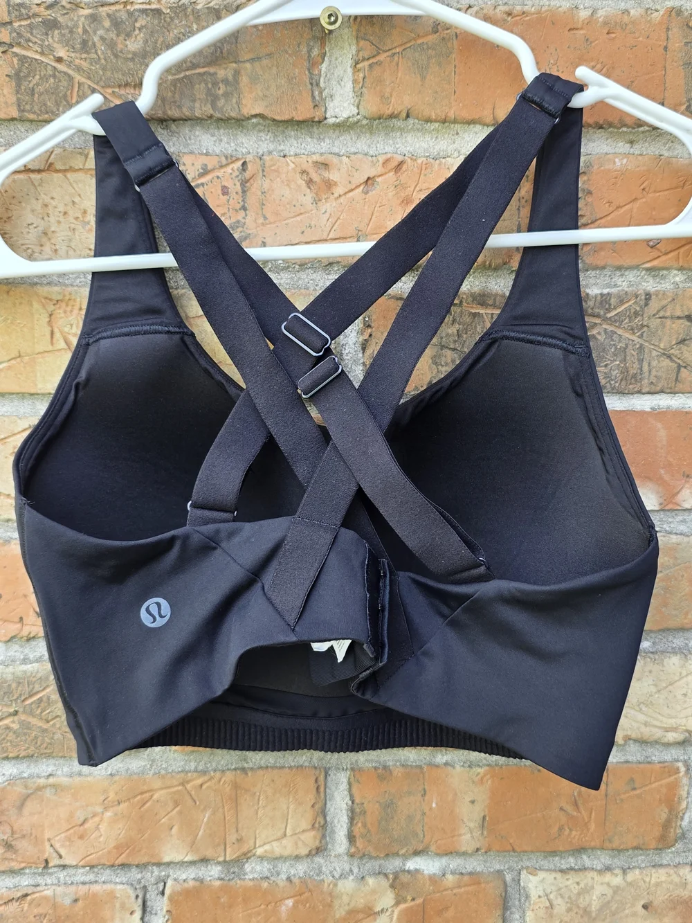 lululemon athletica Black Crisscross Back Sports Bra